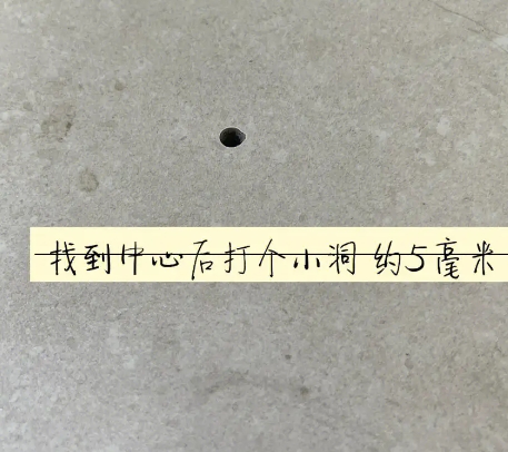 马鞍山市瓷砖空鼓维修公司专业解答在瓷砖铺贴过程中，如果砂料搅拌不均匀，将会带来以下问题